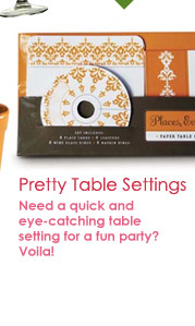 Need a quick and eye-catching table setting for a fun party? Voila!